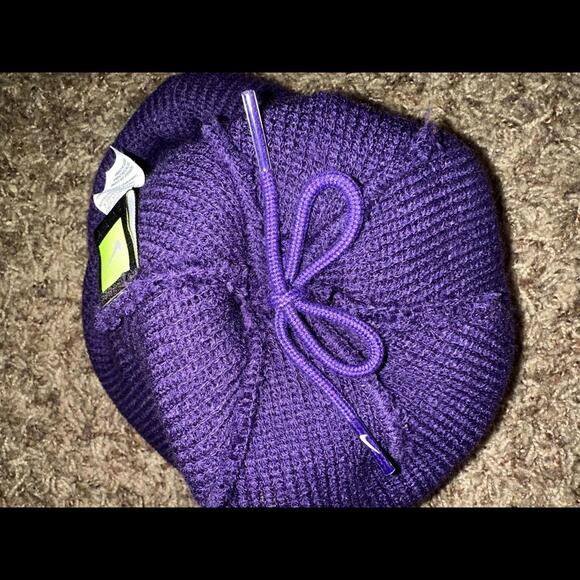 Nike LSU Tigers Purple Sideline Logo Cuffed Knit Hat with Pom Sample - Picture 3 of 11